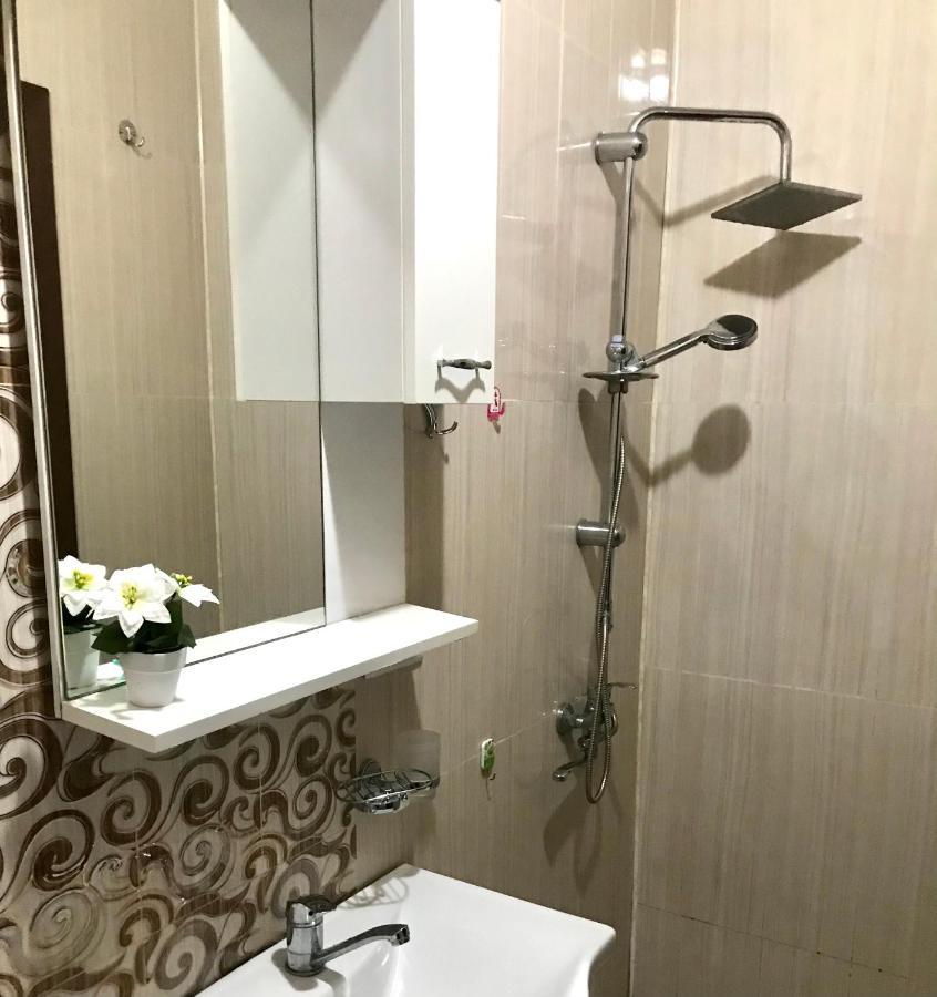 David Apt 1A Batum Dış mekan fotoğraf